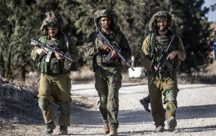 Израиль ударил по Хезболле на востоке Ливана, - Reuters
