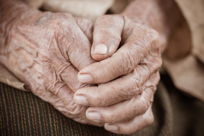 У Мелітополі рашисти порадили самотній пенсіонерці "менше витрачати і менше їсти" (фото)