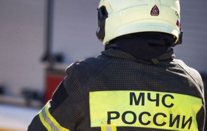 Атака дронів на РФ: у Липецьку впав безпілотник, у Смоленській області горить нафтобаза