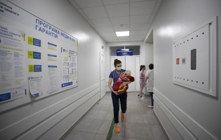 В Киеве срочно эвакуируют две больницы: одна из них детская
