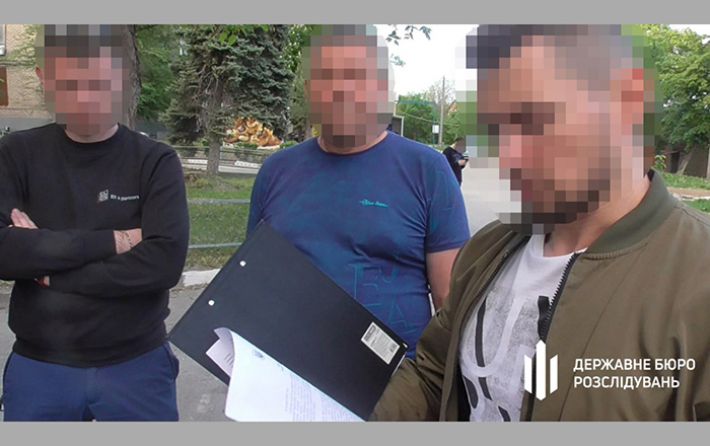 В Запорожье полицейский требовал 100 тысяч гривен у военного - ГБР (фото)