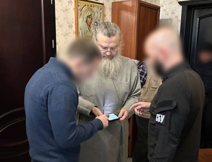 СБУ прийшла з обшуками до Мелітопольського і Запорізького митрополита УПЦ МП Луки