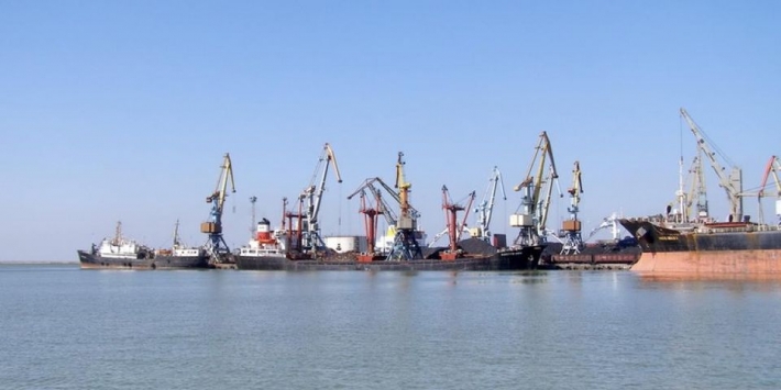 Страйк у Бердянському порту: працівники вимагають виплатити їм борги
