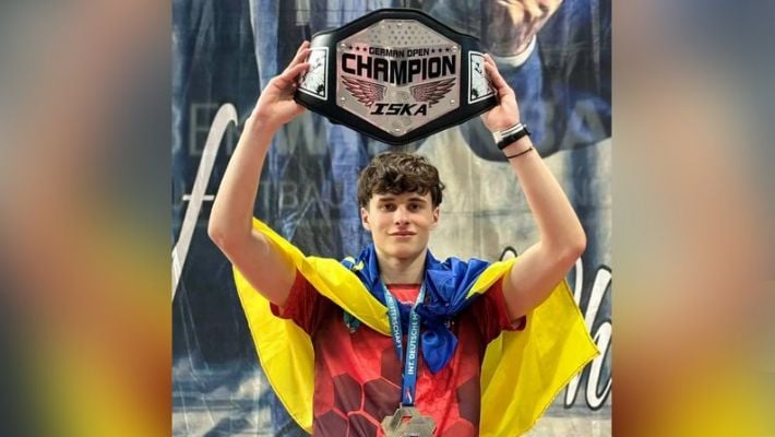Кикбоксер из Мелитополя стал призером международного турнира (фото)