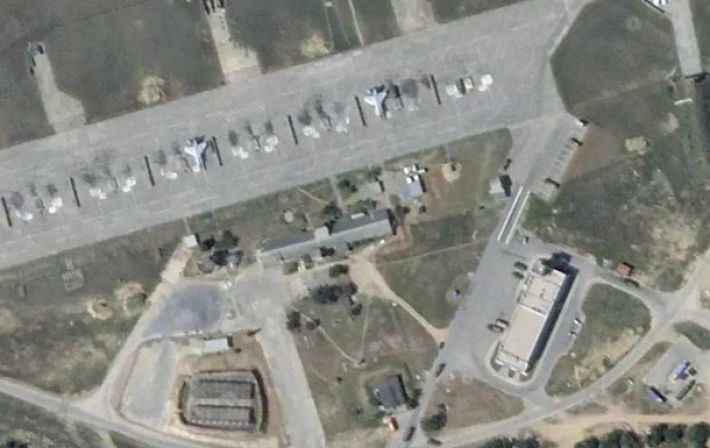 З'явилися знімки аеродрому Бельбек у Криму після удару