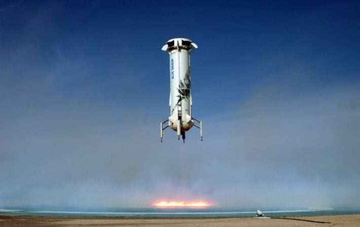 Після двох років перерви. Ракета Blue Origin знову виведе туристів в космос