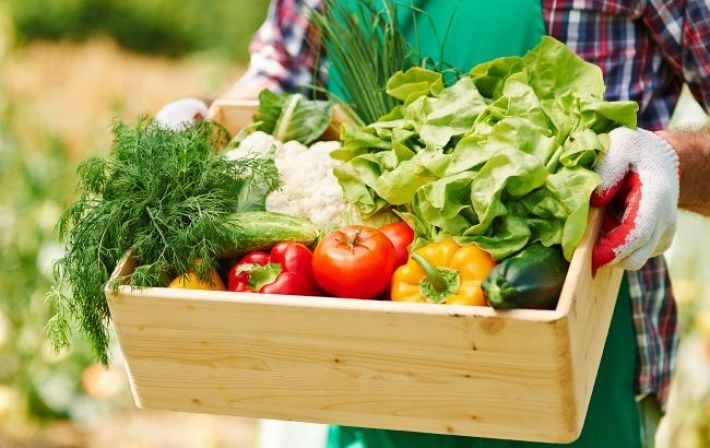 В цих овочах та фруктах містяться загрожуючі для здоров'я хімікати