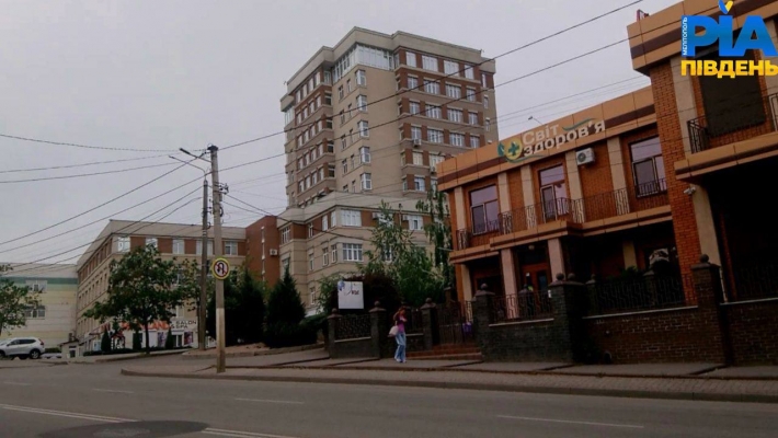 В центре Мелитополя оккупационная власть открыла новый «стратегический» объект, а у бизнеса появилась новая фишка (фото)