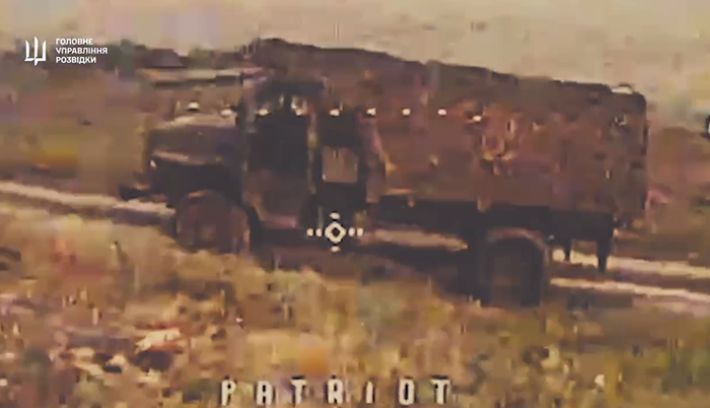 На Запорожском направлении уничтожают вражеские грузовики - ГУР (видео)
