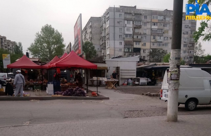 В Мелитополе оккупационная администрация закрывает Кировский рынок – предпринимателей бросили на произвол судьбы (фото)