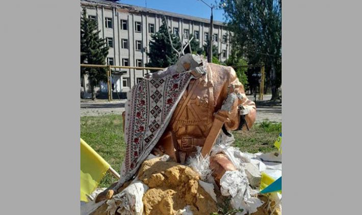 Российские ракеты разрушили памятник Нестору Махно в центре Гуляйполя - Иван Федоров