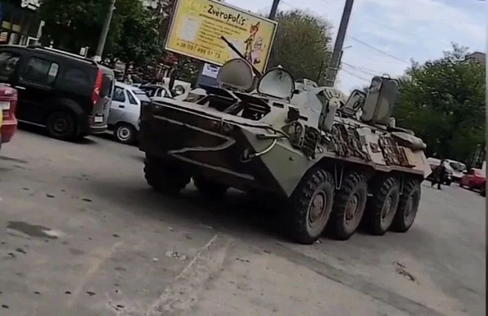 Ідентифікували зрадника в Мелітополі, який ремонтує танки окупантам (фото)