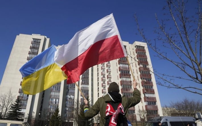 Перебування військовозобов'язаних українців за кордоном: Польща зробила важливу заяву