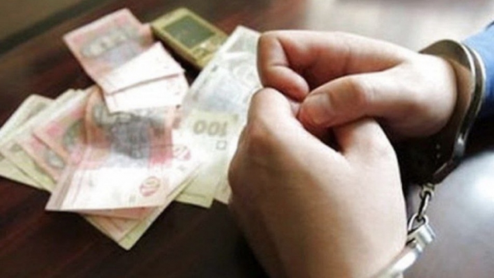 Суд визнав винним у службовій недбалості екс слідчого із Запоріжжя, після того як він «загубив» 175 тисяч гривень