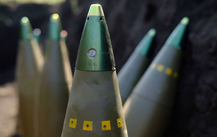 В США открыли завод по производству 155-мм снарядов для поставок Украине