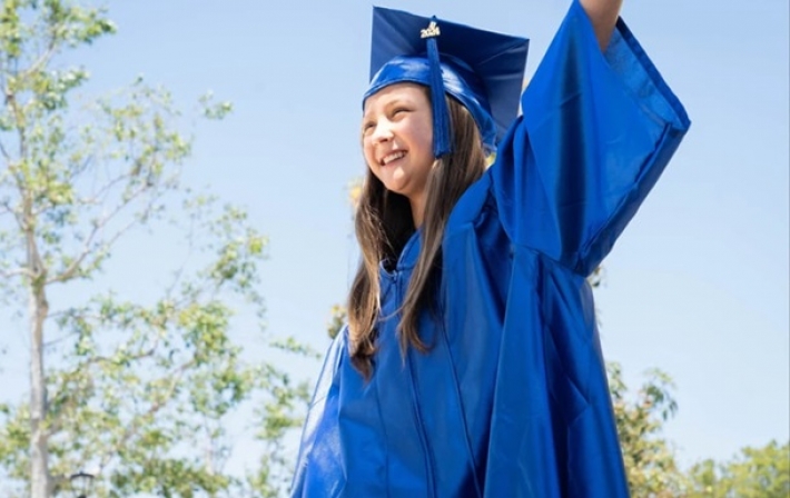 В США 11-летняя девочка стала самой молодой выпускницей колледжа