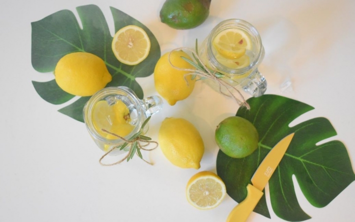 Схуднення за допомогою води з лимоном: дієтологиня розкрила всю правду