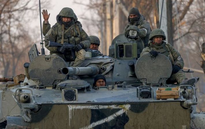 Еще более 1000 захватчиков, 33 ББМ и 25 танков. Генштаб обновил потери РФ в Украине