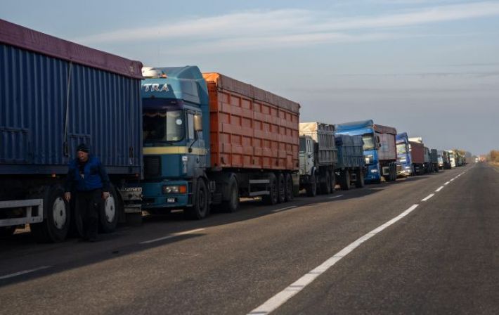 Поляки заблокировали движение грузовиков на одном из пунктов пропуска на границе с Украиной