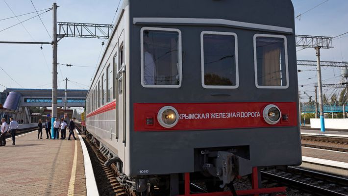 Расписание уже готово - рашисты назвали сроки, когда запустят пассажирские поезда из Ростова в Крым через Мелитополь (фото)
