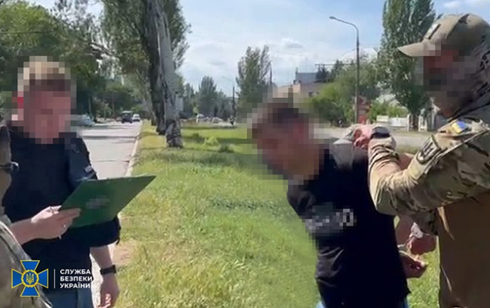 СБУ задержала двух мужчин, которые готовили ракетный удар по заводу "Мотор-Сич" в Запорожье (видео)