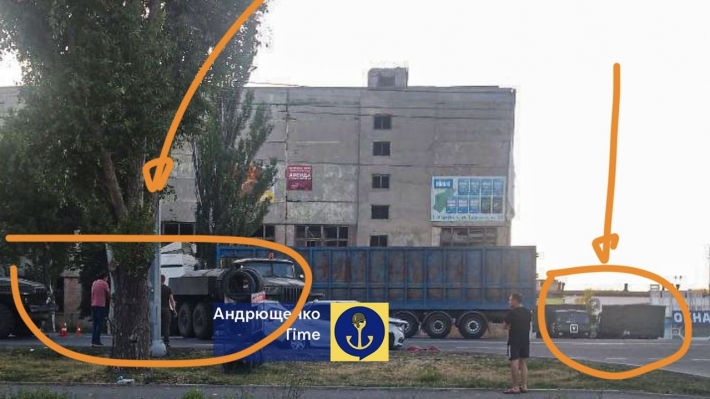 Россияне снова перевозят технику из Мариуполя на Бердянское направление (фото)
