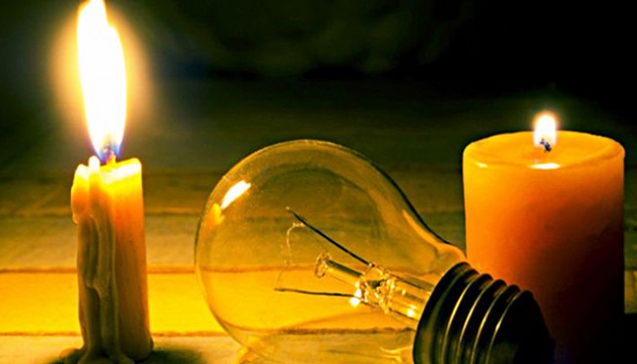 До конца июля жителей Запорожья ждут жесткие графики отключений электроэнергии (видео)