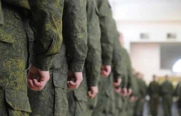 На ВОТ Запорожской области захватчики начали призыв в армию рф (видео)