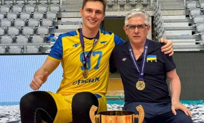 Мелитополец в составе сборной команды Украины по волейболу стал победителем Золотой Евролиги-2024 (фото)