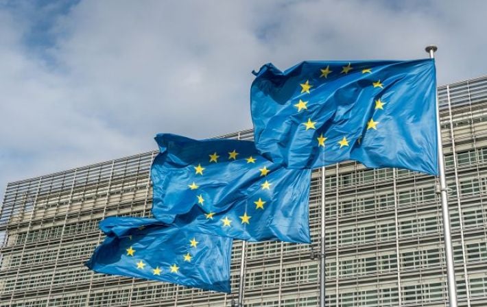 ЕС осудил блокировку ряда европейских СМИ в России, но одна страна высказалась против