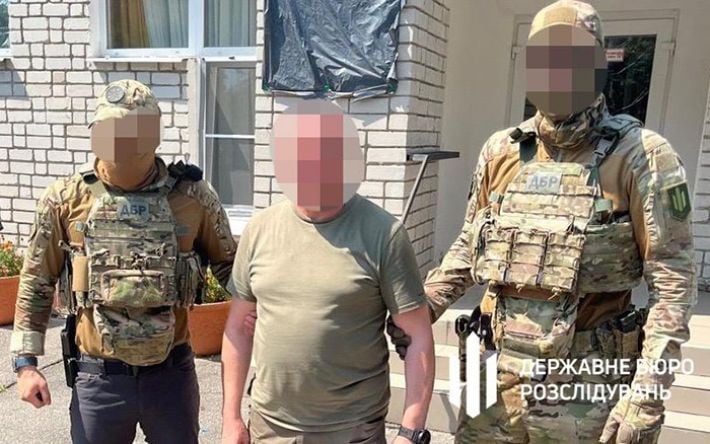Запорожского эксвоенкома судят за коррупцию, а ГБР сообщило о еще одном подозрении