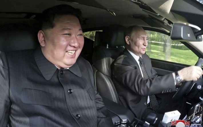 Путин подарил Ким Чен Ыну лимузин с деталями интересного происхождения
