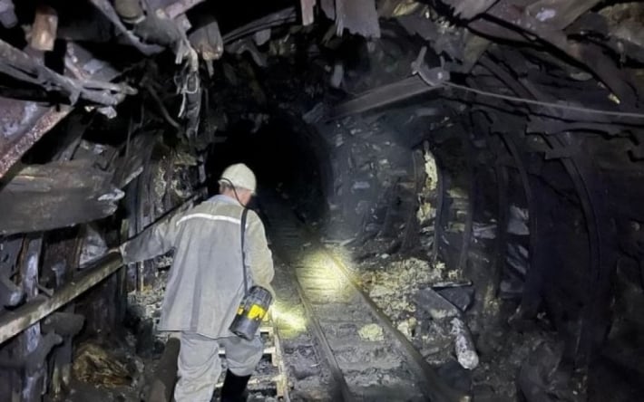 На Львівщині стався обвал на шахті: під завалами можуть бути люди