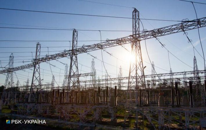 Российские атаки уничтожили половину генерации электроэнергии в Украине, - Меморандум с МВФ
