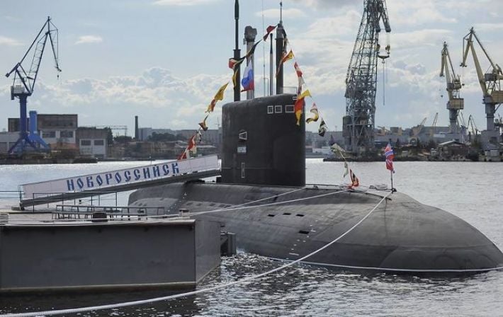 Беспрецедентный шаг. Подводные лодки РФ дважды замечали у Ирландского моря, - Bloomberg