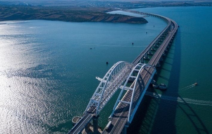 В ВМС объяснили необходимость уничтожения Крымского моста