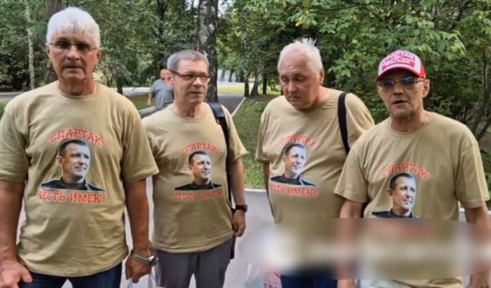 Гауляйтер Мелитополя увлекся футболками и судьбой скандального генерала