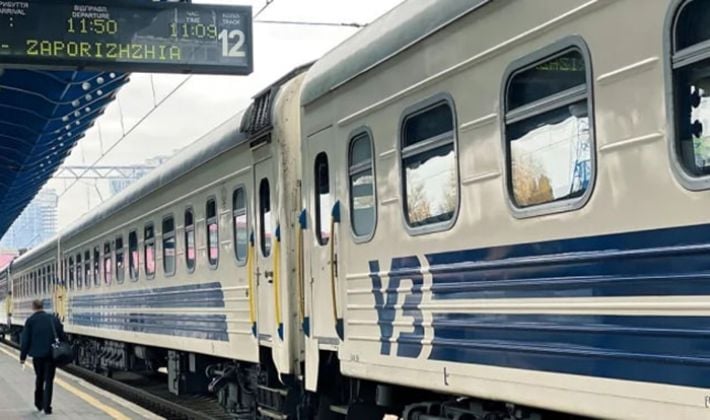 В поезде Запорожье - Ужгород от жары умер пассажир - СМИ