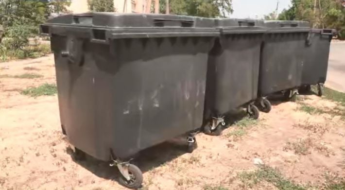Пока оккупанты делят мусорный бизнес в Мелитополе, жители города задыхаются от вони (фото)