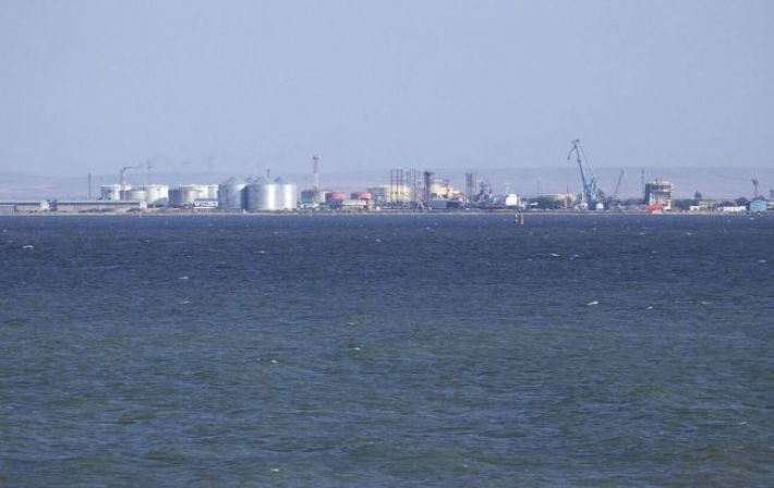 В Краснодарском крае дроны атаковали судно в порту 