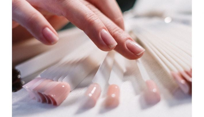 Как выбрать лучший гель для наращивания ногтей? Узнайте 5 проверенных советов