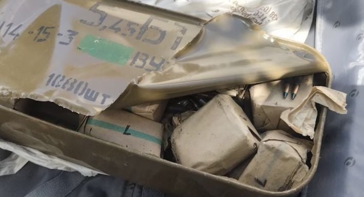 У Мелітопольському районі окупанти влаштували перестрілку, а чоловік знайшов валізу з гранатами (фото)