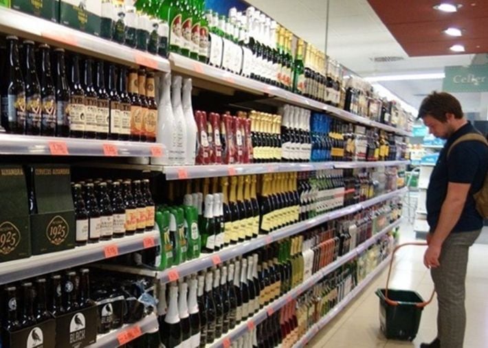 В Мелитополе гауляйтер Е. Балицкий изменил график продажи алкоголя - когда можно купить спиртное