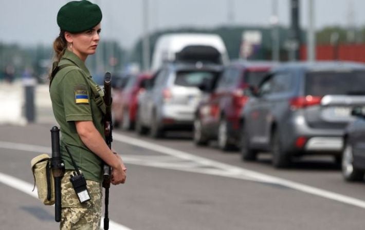 На границе Украины с Польшей фиксируют увеличение пассажиропотока: в чем причина