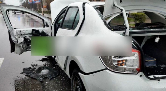 3 апреля в Мелитополе, на перекрестке проспекта Богдана Хмельницкого и улицы Шмидта подорвали автомобиль, в котором находился Зубарев.