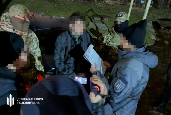 Дезертирство под ключ: в Запорожье будут судить супругов за содействие уклонению от военной службы (фото)
