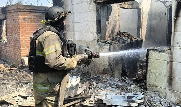 Вражеские обстрелы спровоцировали 11 пожаров в Запорожской области (фото)