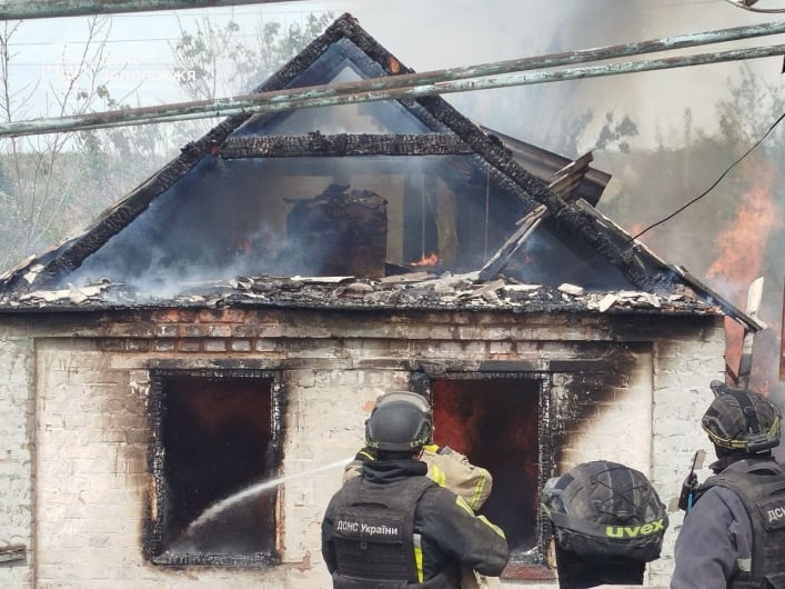 В Запорожской области в результате обстрелов ликвидировали 4 пожара (фото)