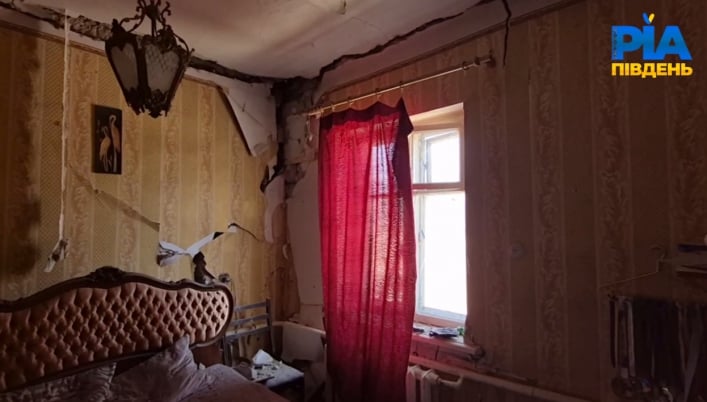 «Вырва вместо дома и запах роз». Пострадавшие рассказывают о прилете в Запорожье (фото, видеорепортаж)