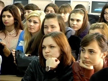 Мелитопольские волонтеры набирались опыта от старших коллег